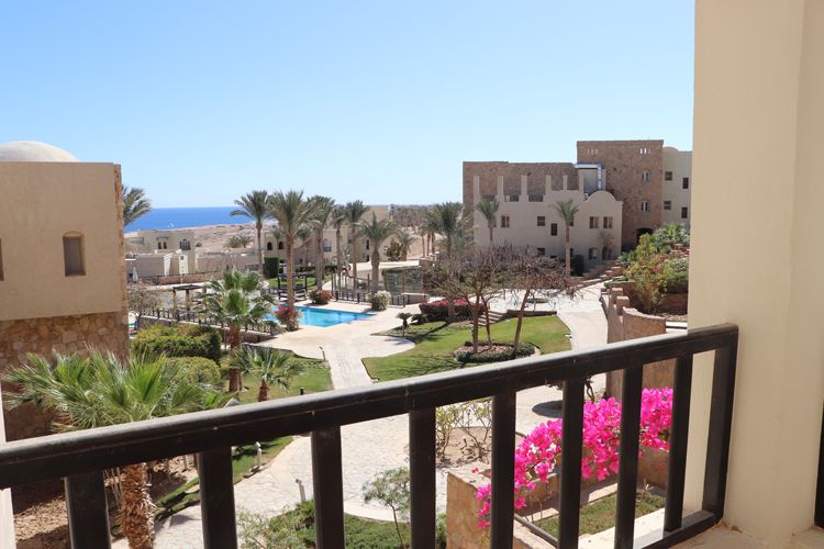 2BR Penthouse with Pool and Sea view - 101