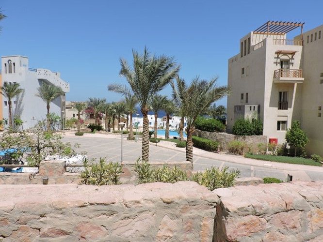 Ground Floor Apartment with Sea view - 109