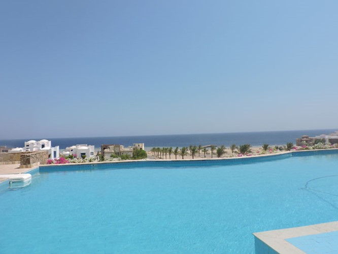 1 BR Penthouse with Golf & sea view - 8