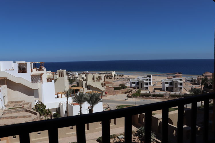 Prime Location Apartment with Sea view - 60