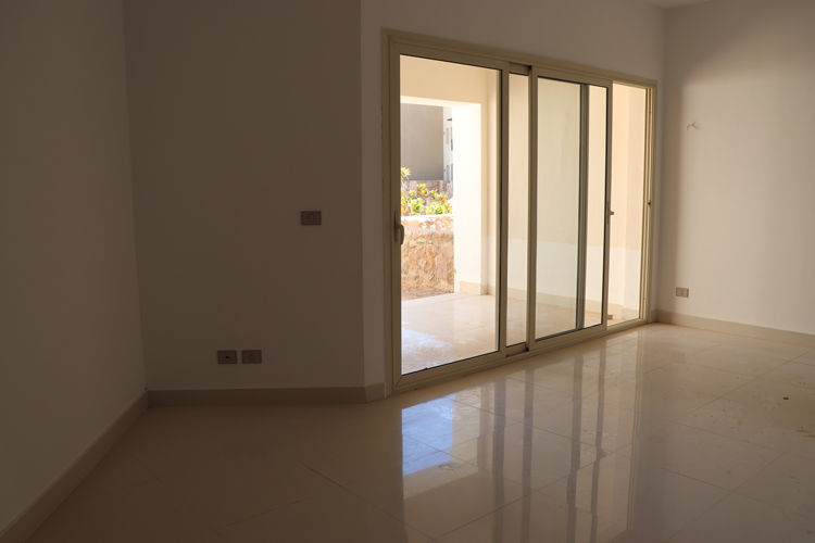 For sale 1 BR Apartment With sea view - 3