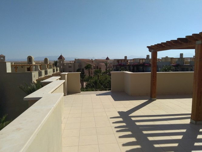 2 BR Penthouse with Pool view-Veranda - 9
