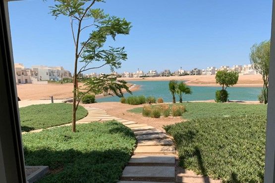 2 BR Apartment Lagoon View Joubal Lagoon